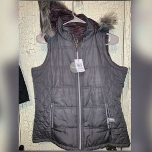 Brand new vanity vest